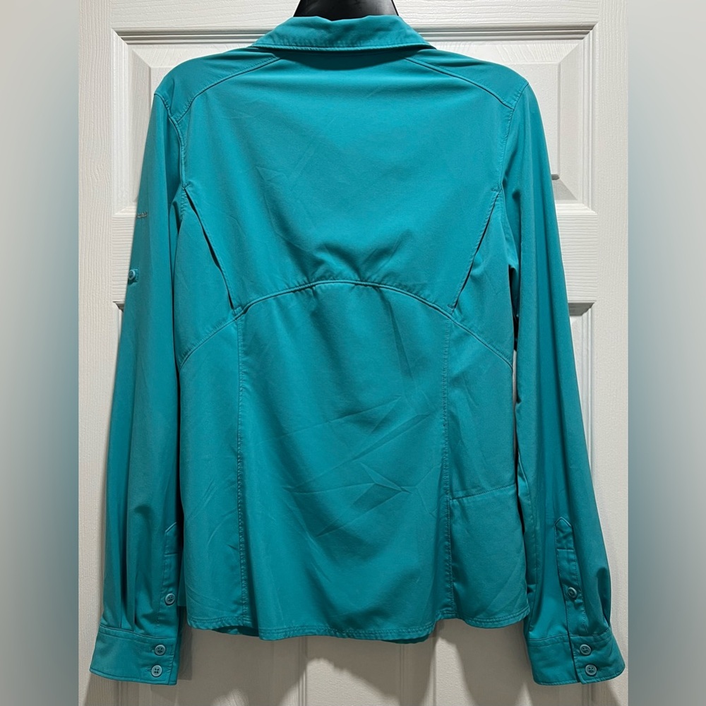 Columbia Women's Teal Long-Sleeve Button-Down Shirt - Picture 2 of 6